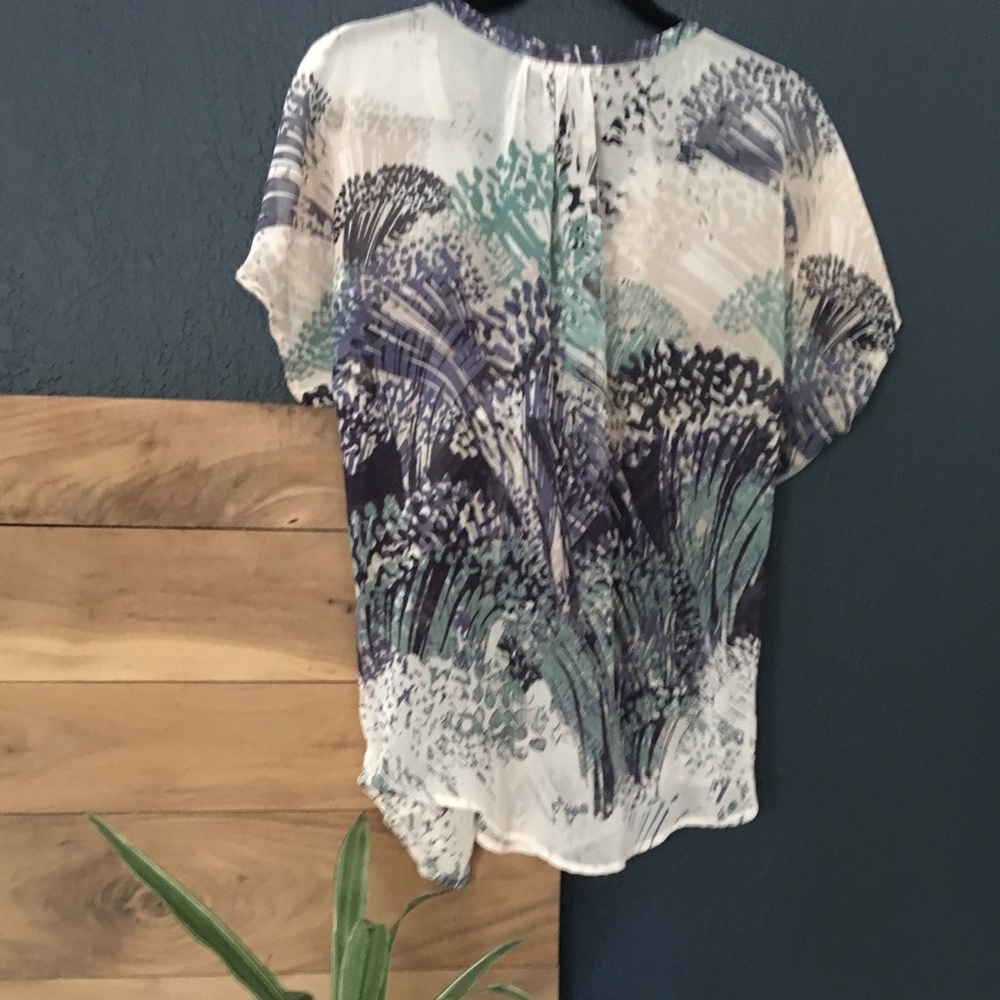 Sheer Daniel Rainn Patterned Top - Picture 2 of 4